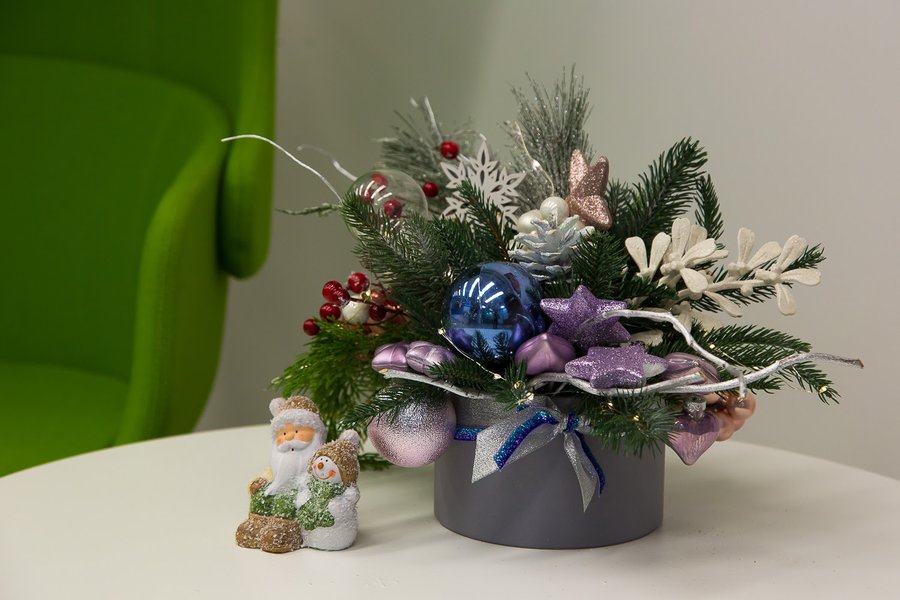 Christmas decoration for Sanofi office