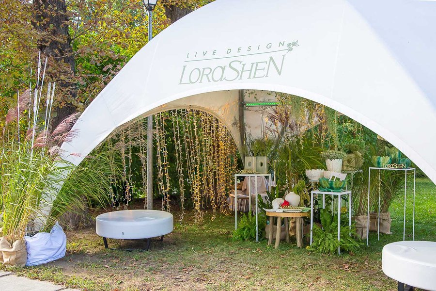 Closer to nature: a cozy tent for Ukrainian Fashion Week