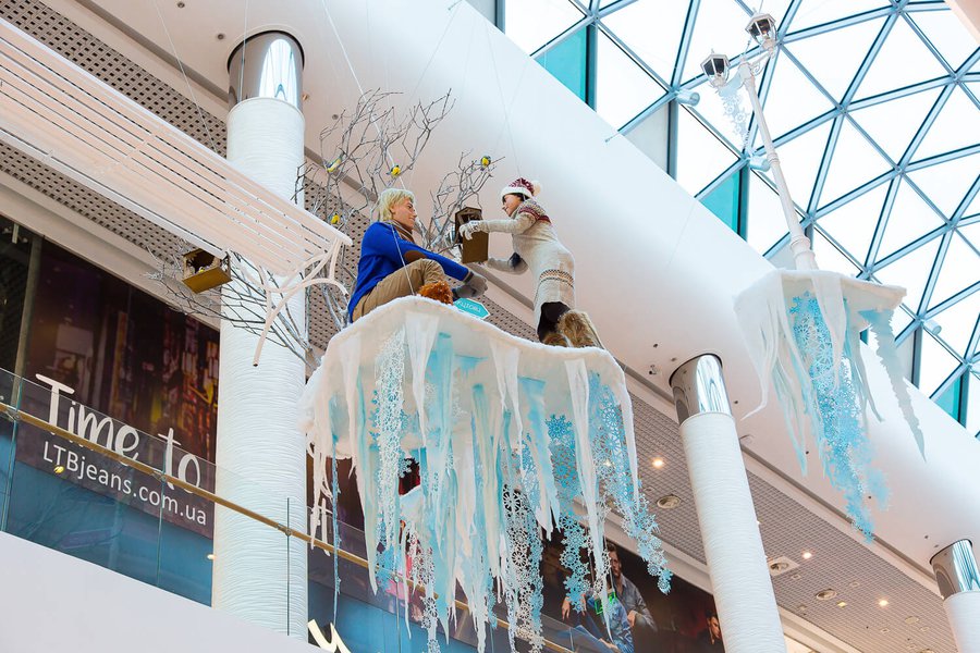 Winter decorations 2016 for the Ocean Plaza shopping mall