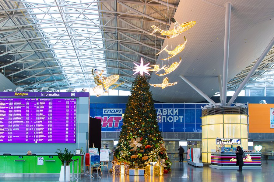 Новогоднее оформление аэропорта Борисполь