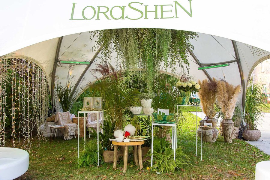 Closer to nature: a cozy tent for Ukrainian Fashion Week