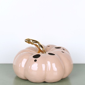 Ceramic pumpkin beige with holes