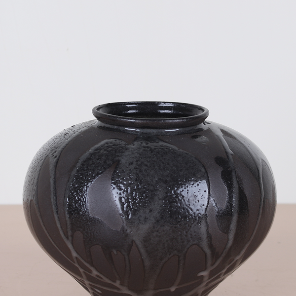 Vase GORSHCHYK small, black