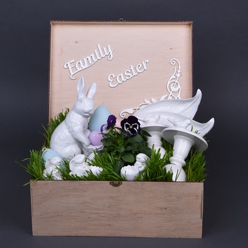 Gift set with Easter ceramics