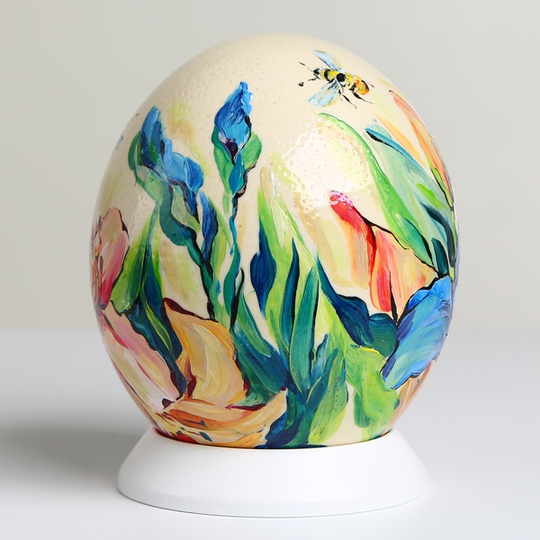Painted egg "Towards spring"