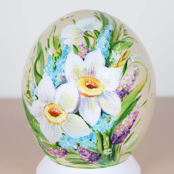 Painted egg "Spring Narcissus"