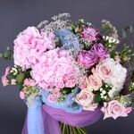 Flower bouquet Aphrodite bright pink-blue