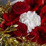 Luxurious floral composition Athena