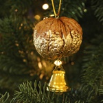 Christmas tree decoration "Golden nut"