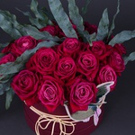 Composition of 25 crimson roses Shangri La
