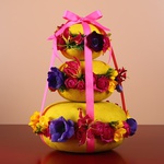 Floral set of 3 yellow macaroons