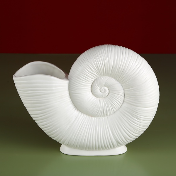 Ceramic vase "Moon Spiral" white