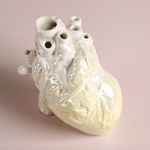 Керамическая ваза "Сердце" жемчужная