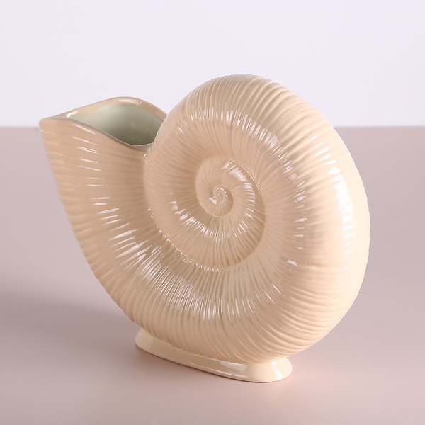 Ceramic vase "Moon Spiral" beige