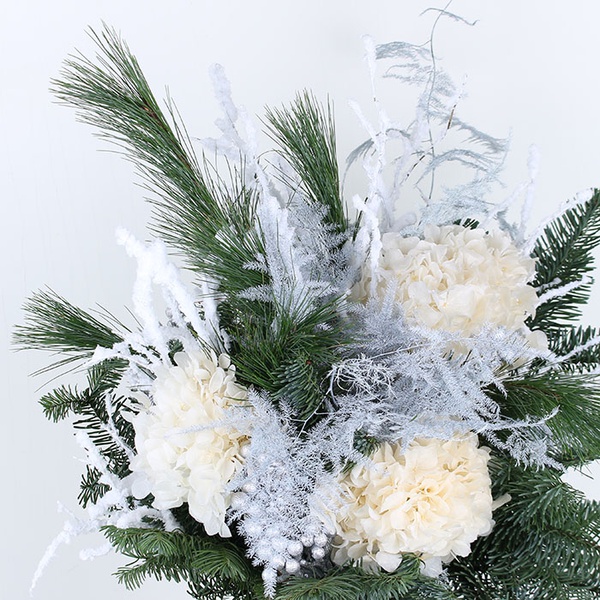 Bouquet "Snowy Luxury"