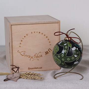 New Year's ceramic ball "The green snake pours poison into bottles, drives fools into the grave"