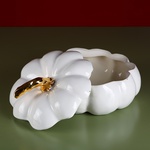 Ceramic pumpkin white-gold with lid