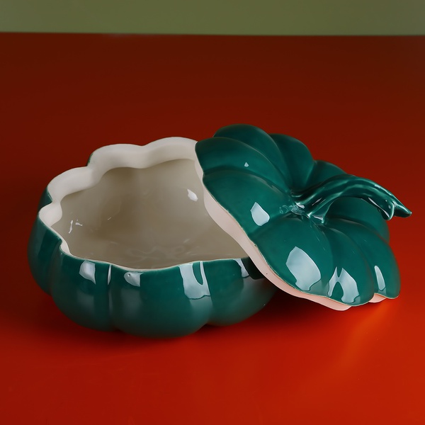 Ceramic pumpkin green with lid