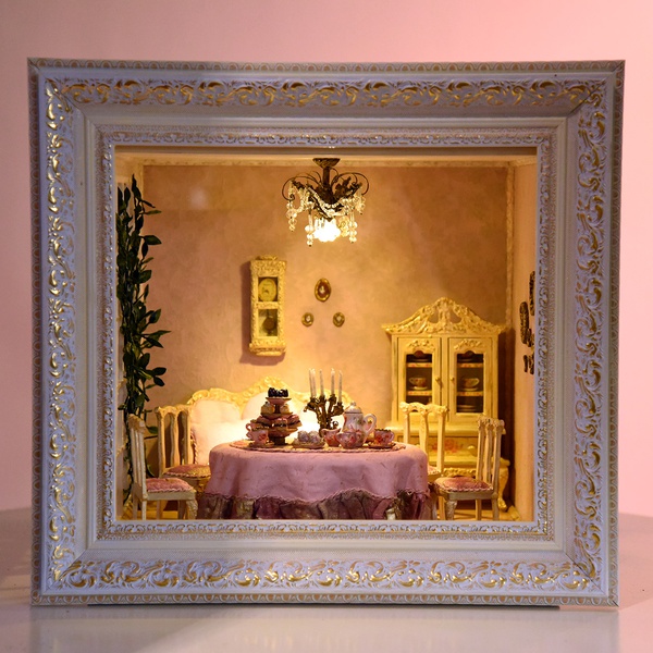 RoomBox "Dining room" pink