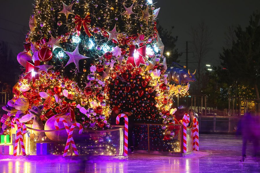 A modern classic for the Roshen Winter Village Christmas ice rink