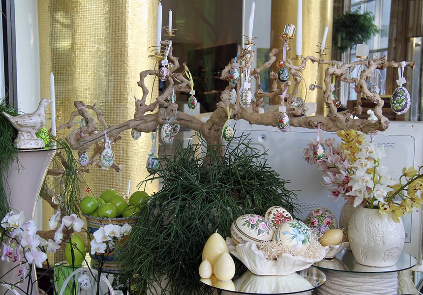 Easter installations