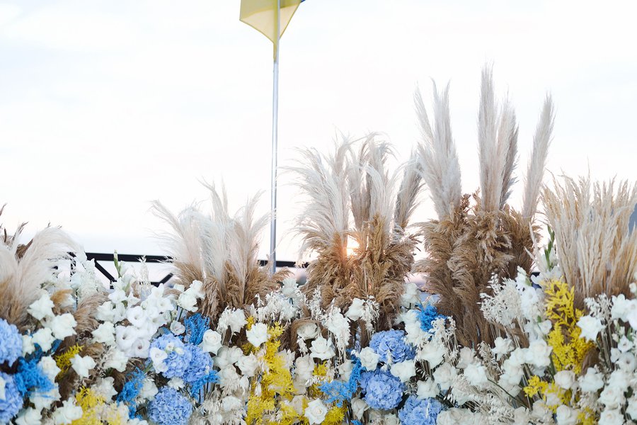 Modern Ukrainian field: decoration of the ether "Breakfast with 1+1" to the Independence Day of Ukraine