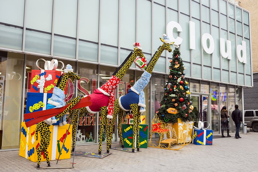 Winter decoration for Vinnytsia Roshen Store 2017