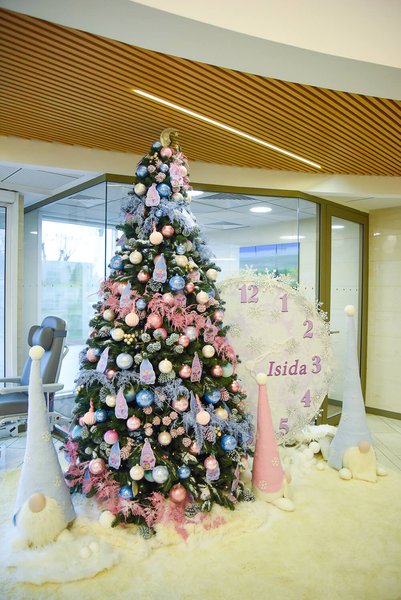 ISIDA Clinic New Year Decoration 2017