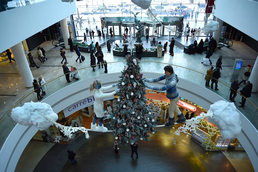 Зимние декорации в ТРЦ Ocean Plaza 2015