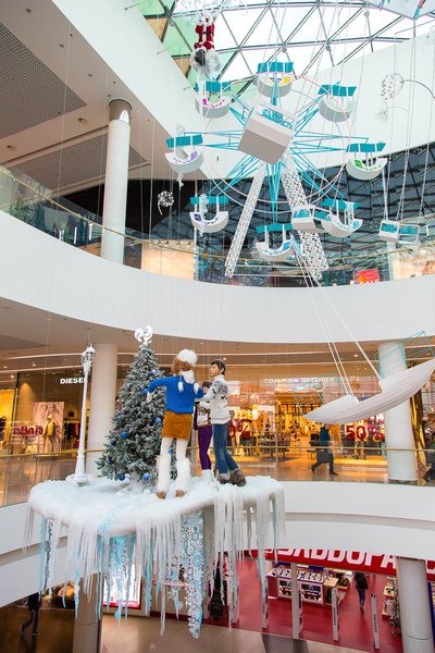 Winter decorations 2016 for the Ocean Plaza shopping mall