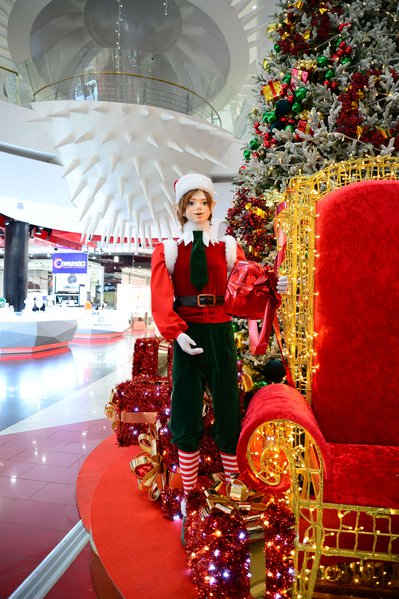 Elf story for Ocean Plaza shopping center
