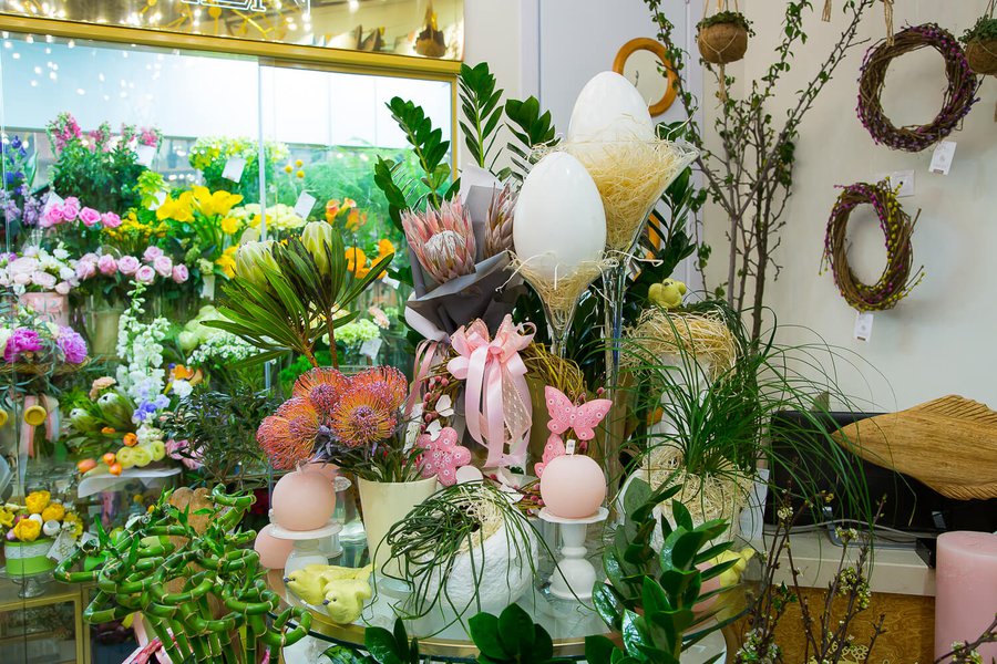 Easter installations