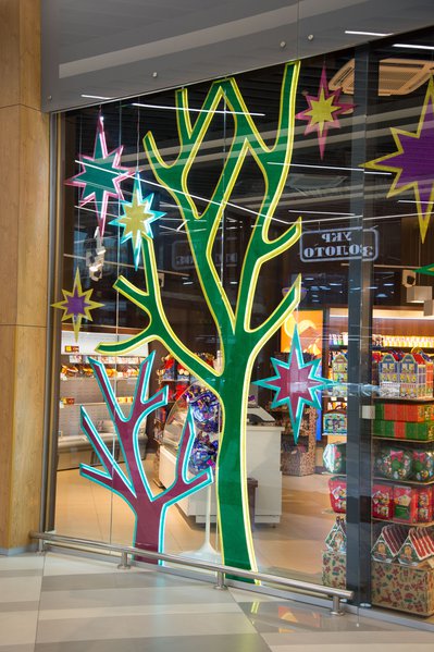 "Starry night" for Roshen shop windows