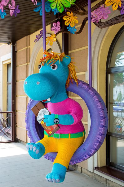 Summer decoration for Roshen Store on Kontraktova Ploshcha in Kiev 2018