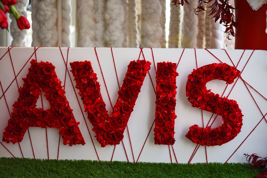 Фотозона для компании AVIS 2019