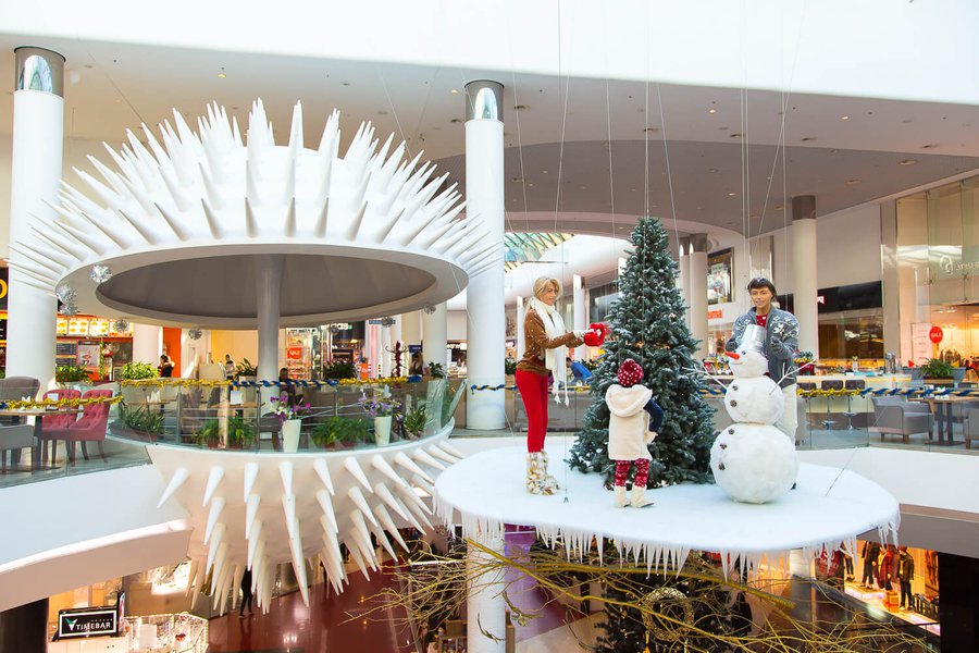 Winter decorations 2016 for the Ocean Plaza shopping mall