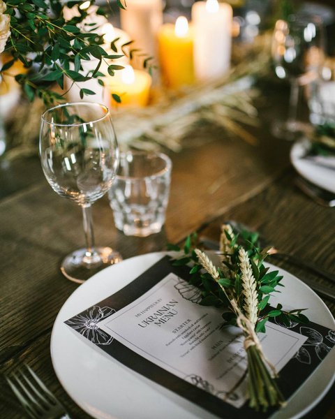 Портфолио: Ukrainian ethnic floral arrangement, but in the modern way