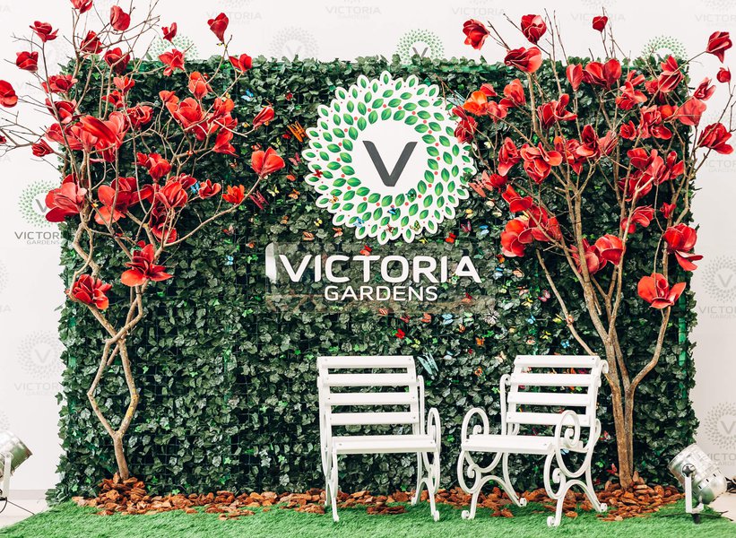 Фотозона для ТРЦ Victoria Gardens