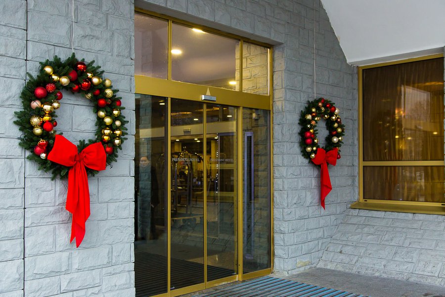 Новорічне оформлення готелю President Hotel 2018