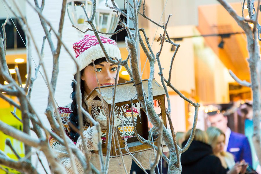 Winter decorations 2016 for the Ocean Plaza shopping mall