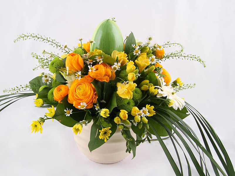 Easter collection of floristry and decor