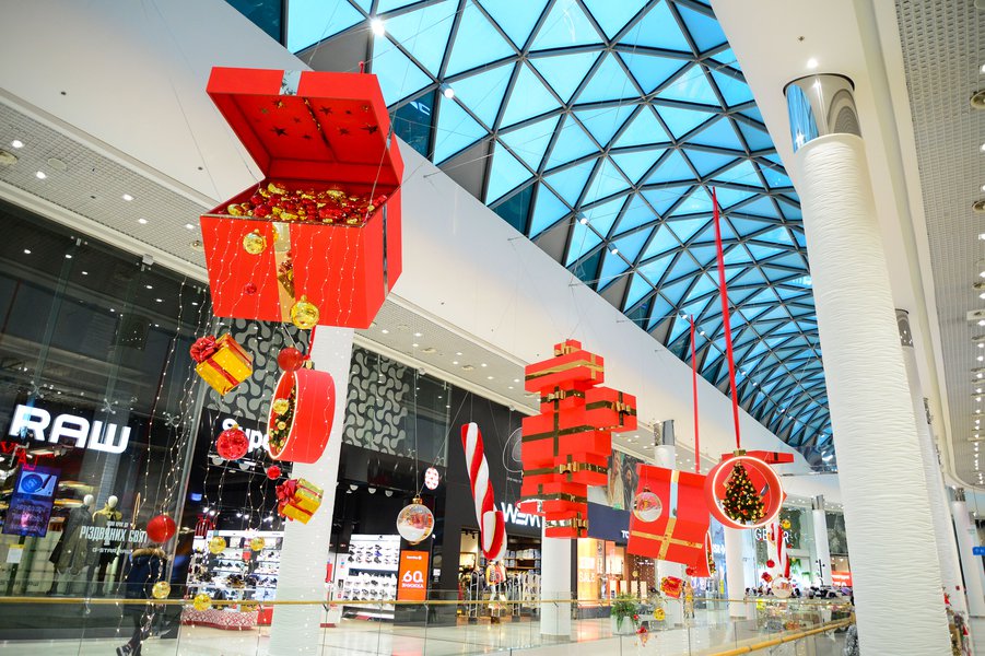 Elf story for Ocean Plaza shopping center