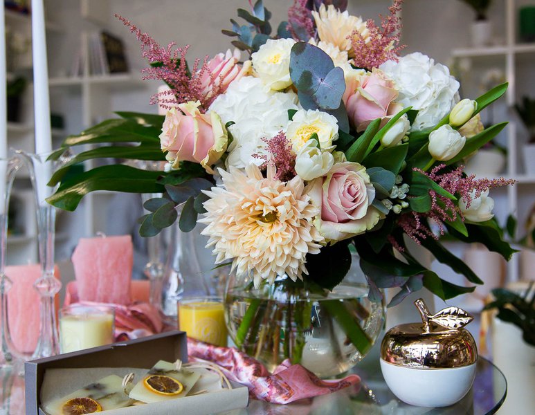 Interior bouquets