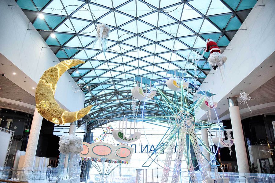 Winter decorations 2016 for the Ocean Plaza shopping mall