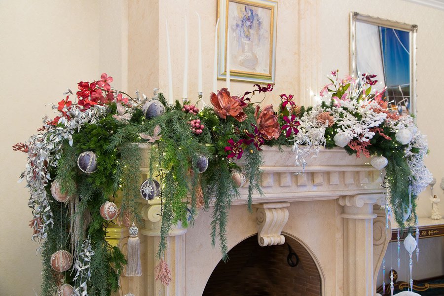 New Year's decoration "Flowers in the middle of winter"