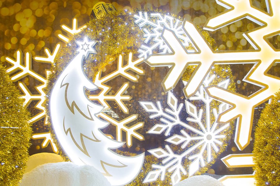 Зимова вітрина Roshen 2018
