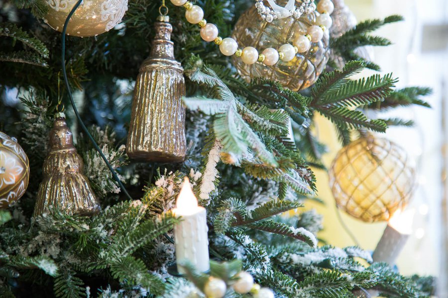 New Year Decoration for LoraShen Boutique at Hyatt Regency Kyiv 2015