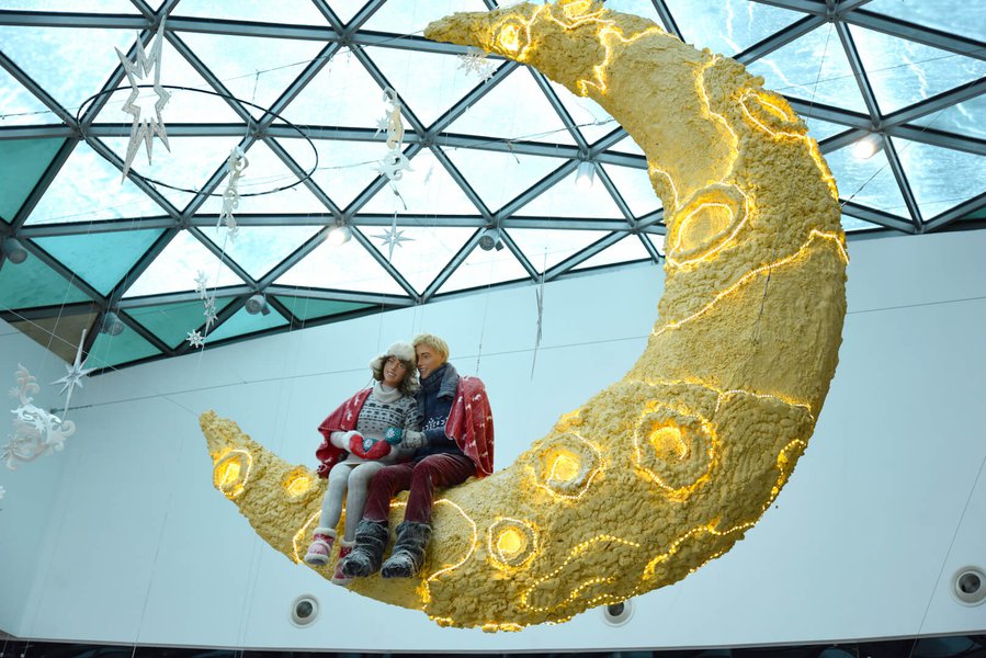 Зимние декорации в ТРЦ Ocean Plaza 2015