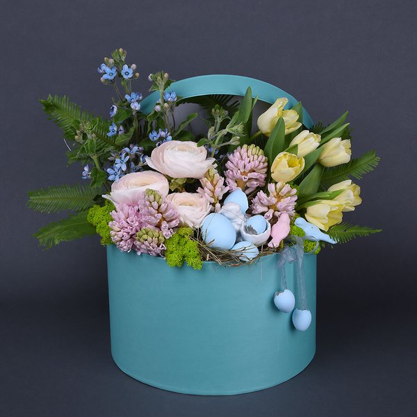 Easter collection of floristry and decor