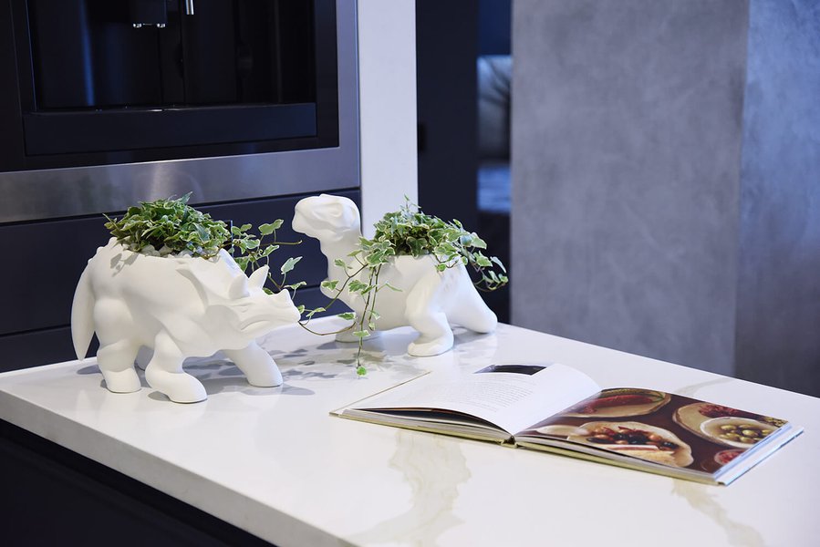 ANIMAL LAND ceramics collection from LoraShen